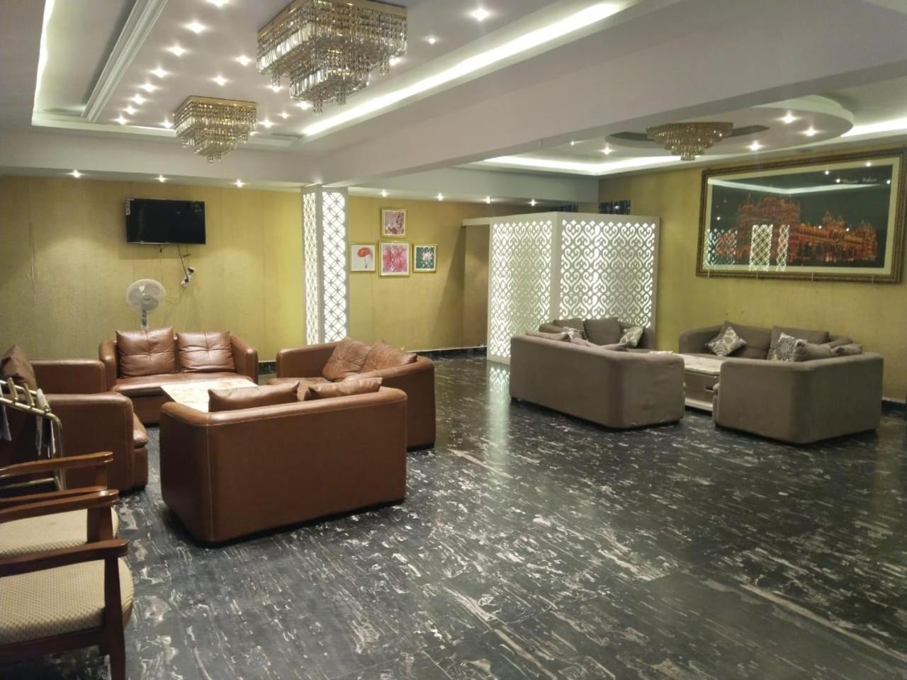 Grand Milestone Villa Mysore Luaran gambar